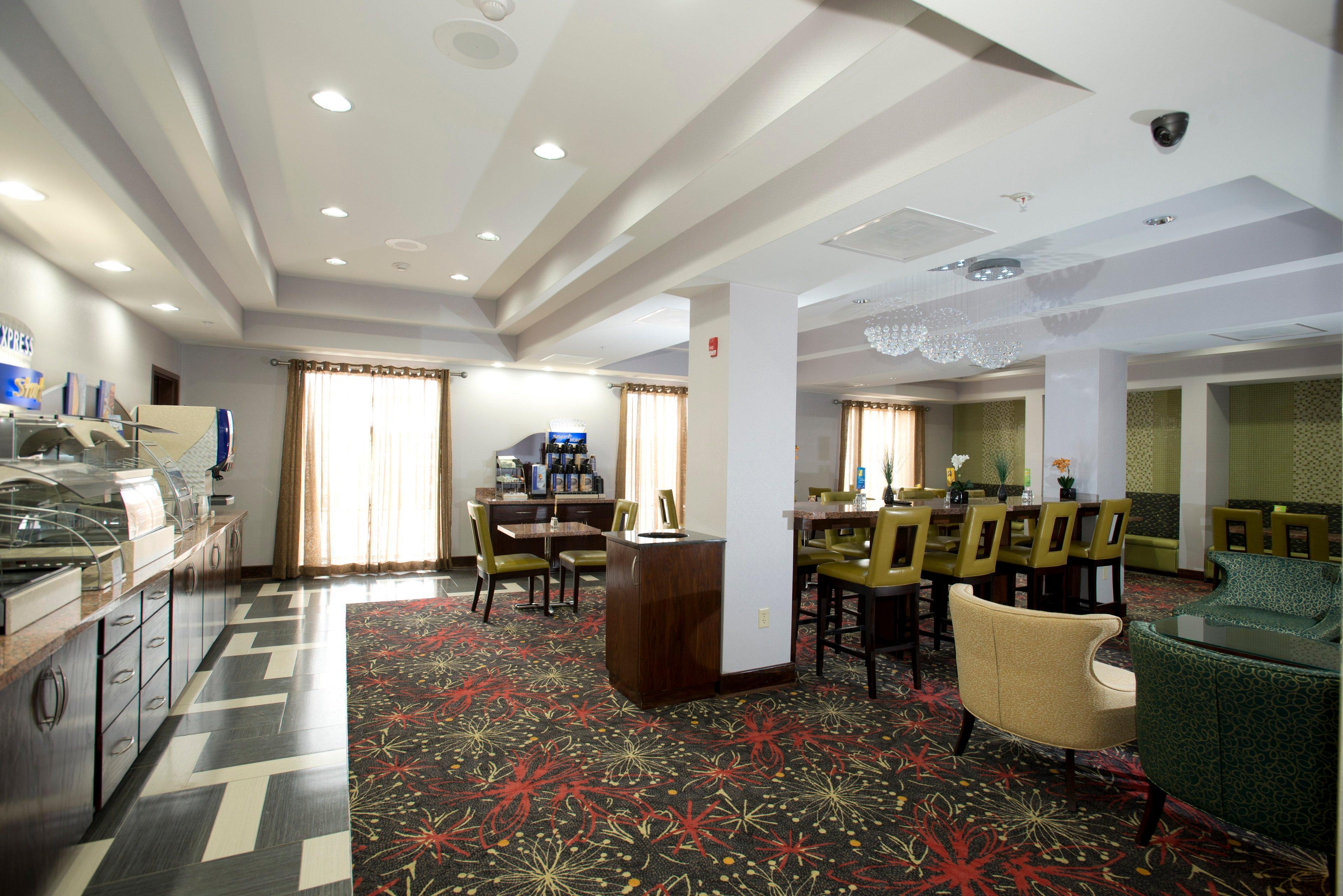 Holiday Inn Express & Suites Morrilton By Ihg Екстериор снимка