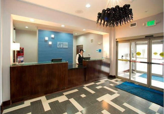 Holiday Inn Express & Suites Morrilton By Ihg Екстериор снимка